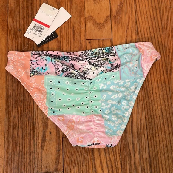 Salt + Cove Cinched-Back Hipster Swimsuit Sea Blue Juniors size XS NWT - Picture 2 of 7